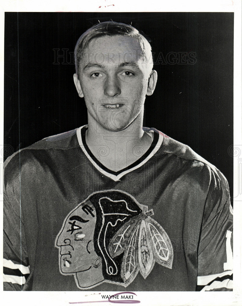 1969 Press Photo Wayne Maki NHL hockey Black Hawks - Historic Images