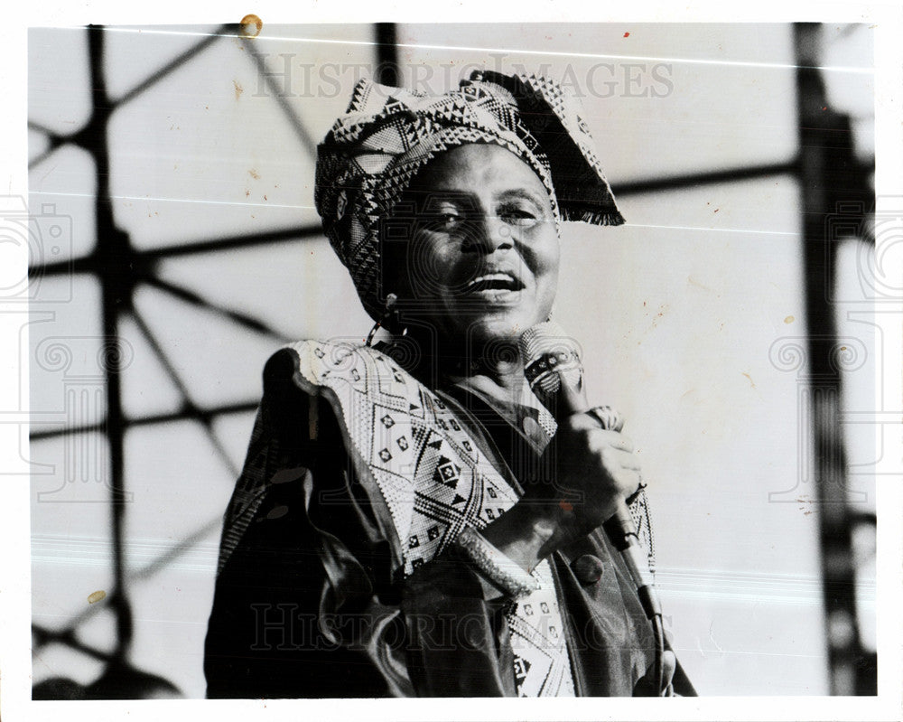 1968 Press Photo Miriam Makeba singer Grammy Award - Historic Images
