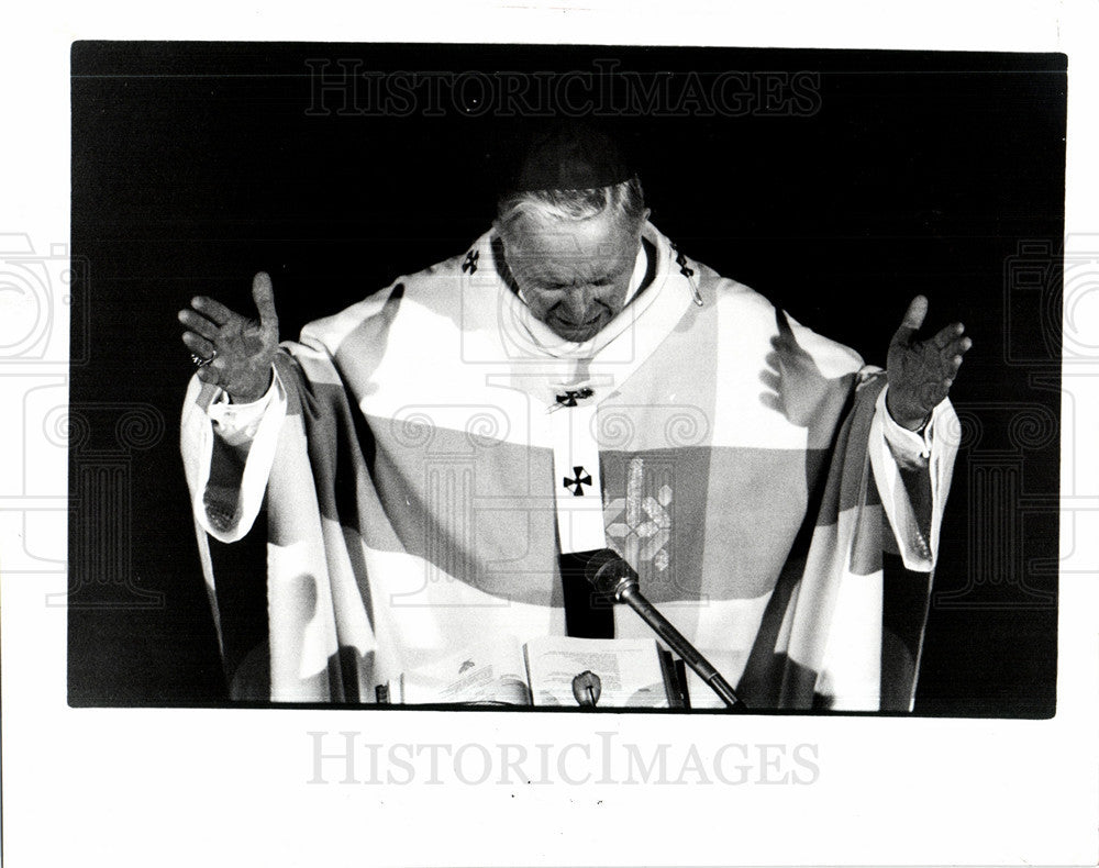 1991 Press Photo Cardinal Adam Joseph Maida, Archbishop - Historic Images