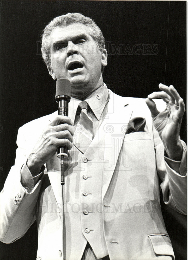 1980 Press Photo Johnny Mann American composer artist - Historic Images