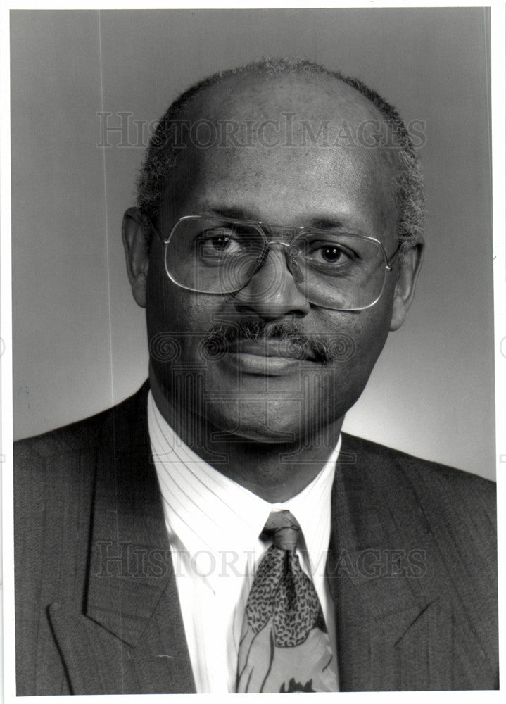 1995 Press Photo Benson Manlove Vice president Michigan - Historic Images