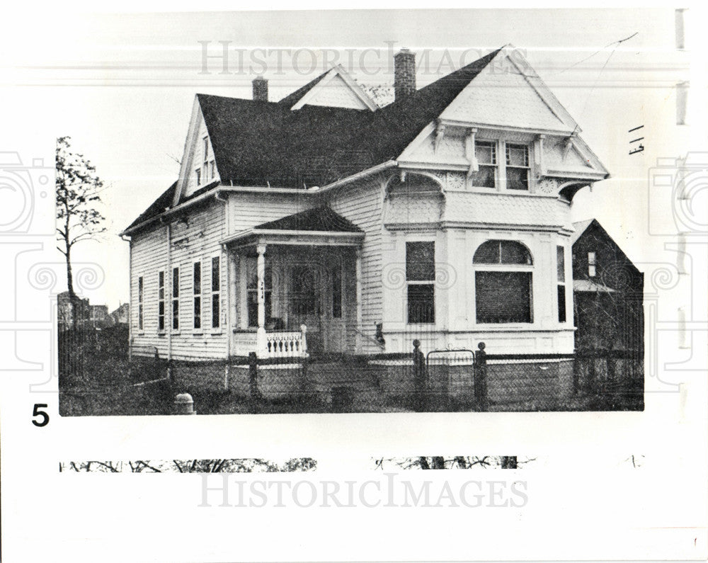 1981 Press Photo Poletown East, Detroit Hamtramck. - Historic Images