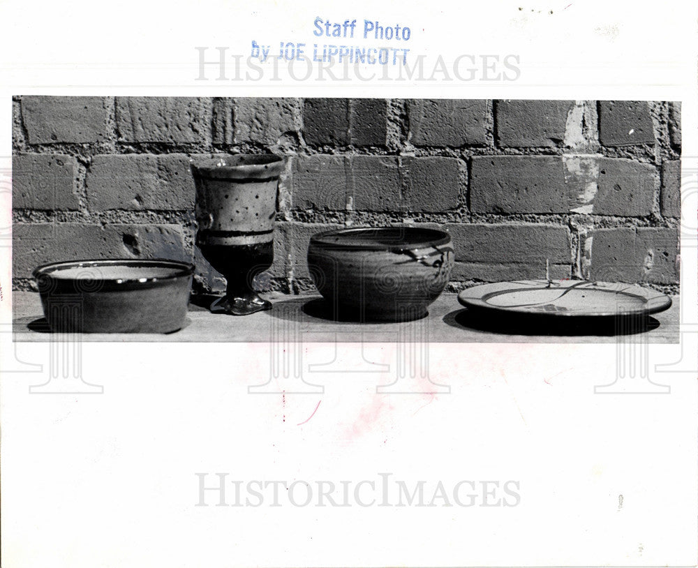 1975 Press Photo Pewbic pottery ceramics - Historic Images