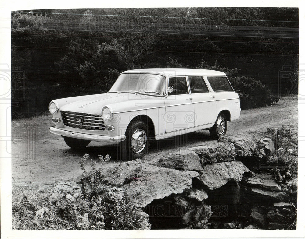 1965 Press Photo styling and engineering station Wagon - Historic Images