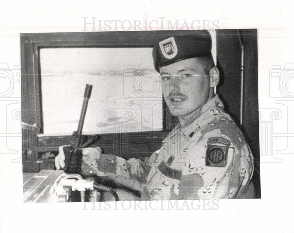 1991 Press Photo David Seelman military service - Historic Images