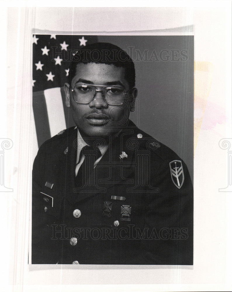 1991 Press Photo Matthew Hardy, Specialist Army, 76th - Historic Images