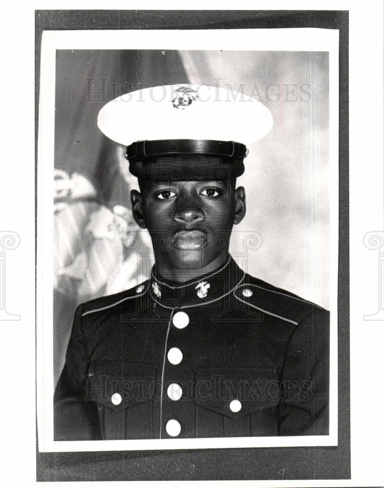 1991 Press Photo Detroit Michigan Marines John Boss - Historic Images