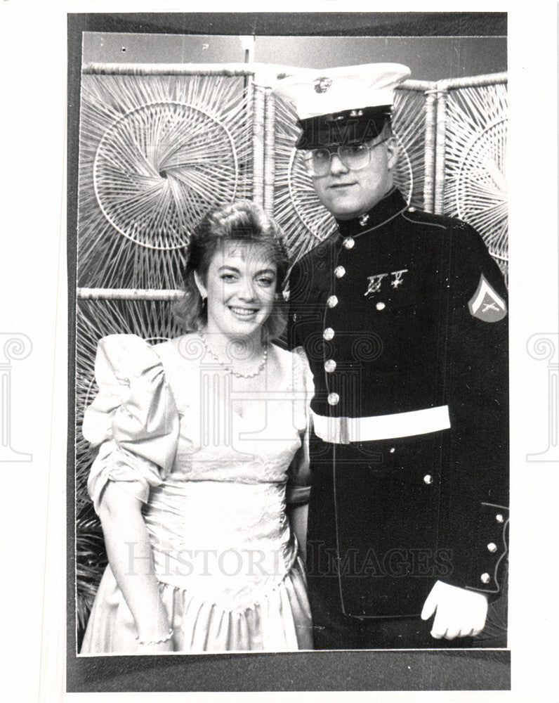 1991 Press Photo Lance Corporal Todd Schotts Marines - Historic Images