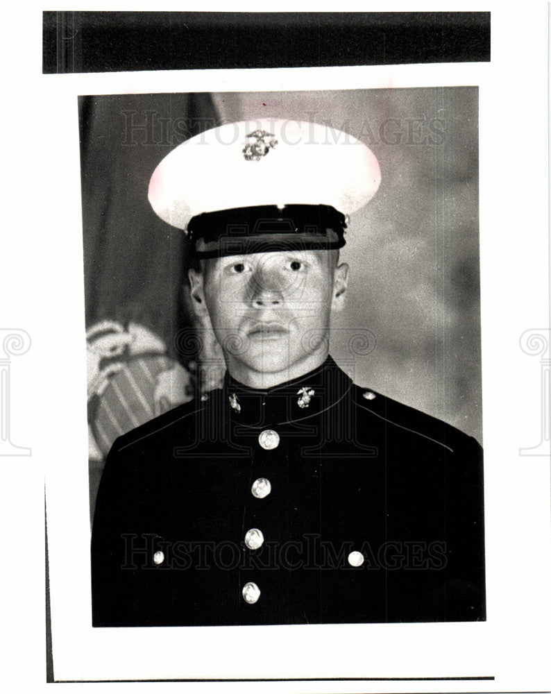 1991 Press Photo Marines Ronald Thornton Saline - Historic Images