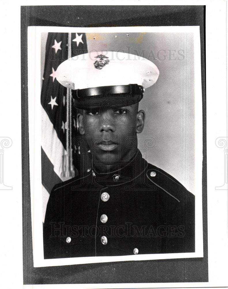 1991 Press Photo Detroit Marines Anthony Session Marine - Historic Images