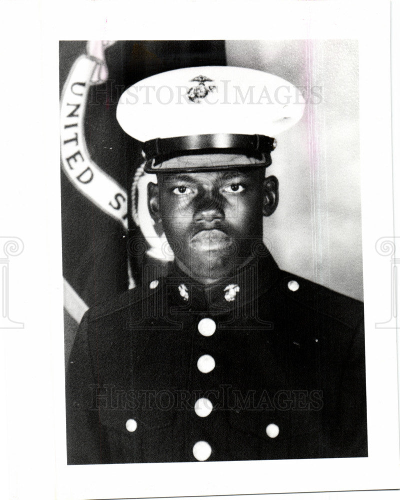 1991 Press Photo Marine Cpl Eric Sanders Persian Gulf - Historic Images