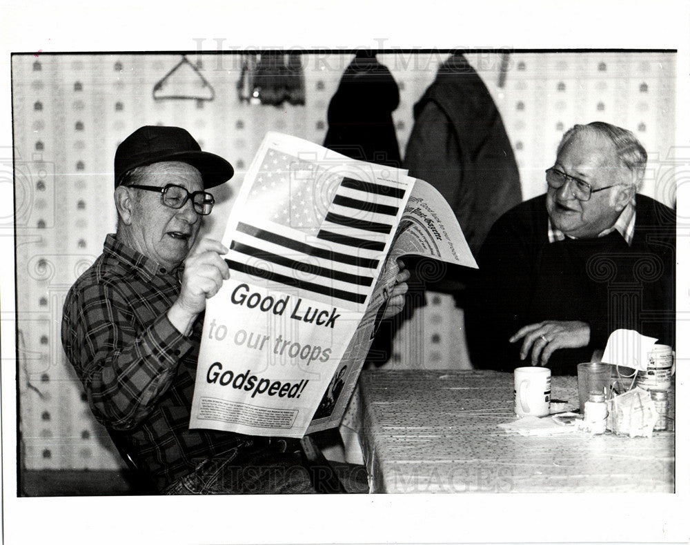 Press Photo Hudson post gazette carlton cafe troop - Historic Images