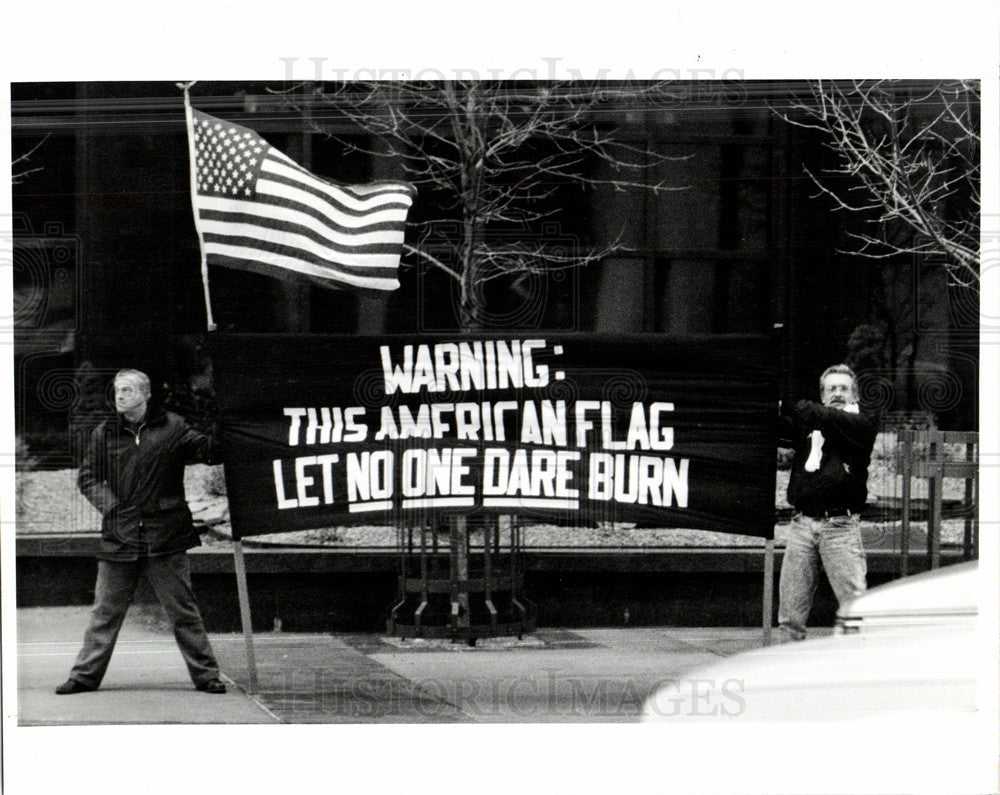 1991 Press Photo US-led Attack Supporters Patriots - Historic Images