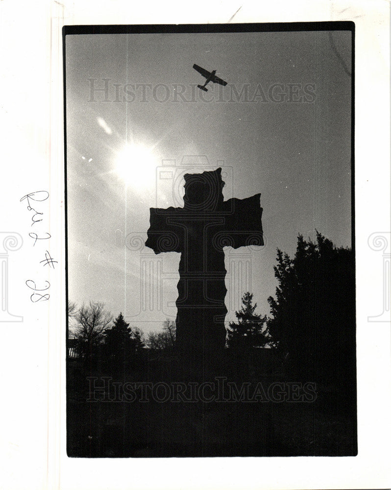 1988 Press Photo Gethsemane Cemetery Detroit - Historic Images