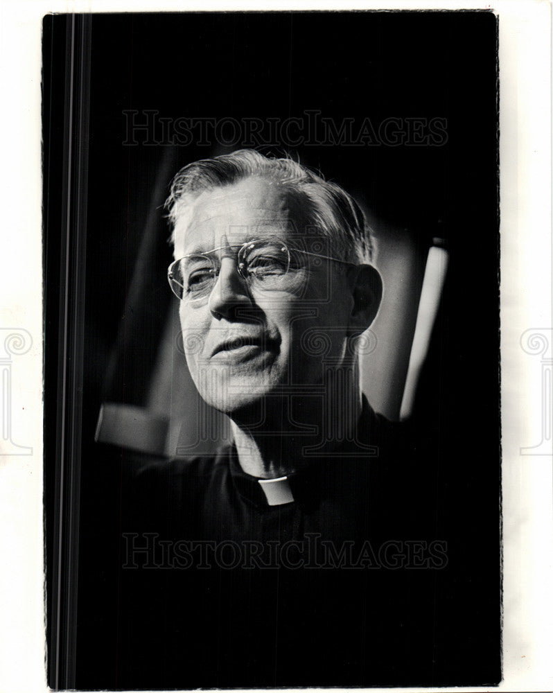 1981 Press Photo Poletown Father Joseph Karaclewicz - Historic Images