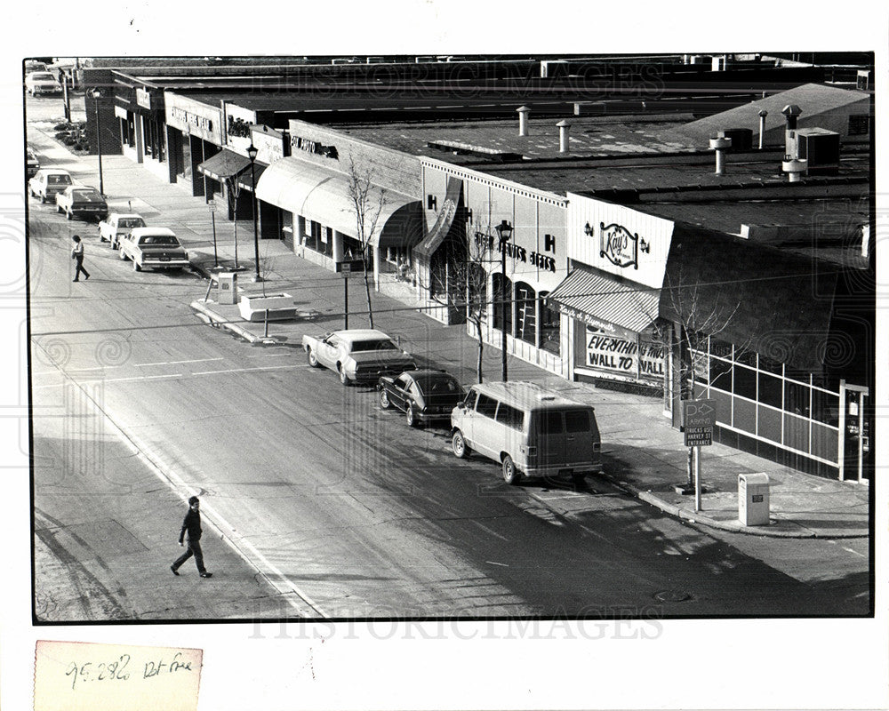 1983 Press Photo Plymouth Michigan Ann Arbor Trail Rd - Historic Images