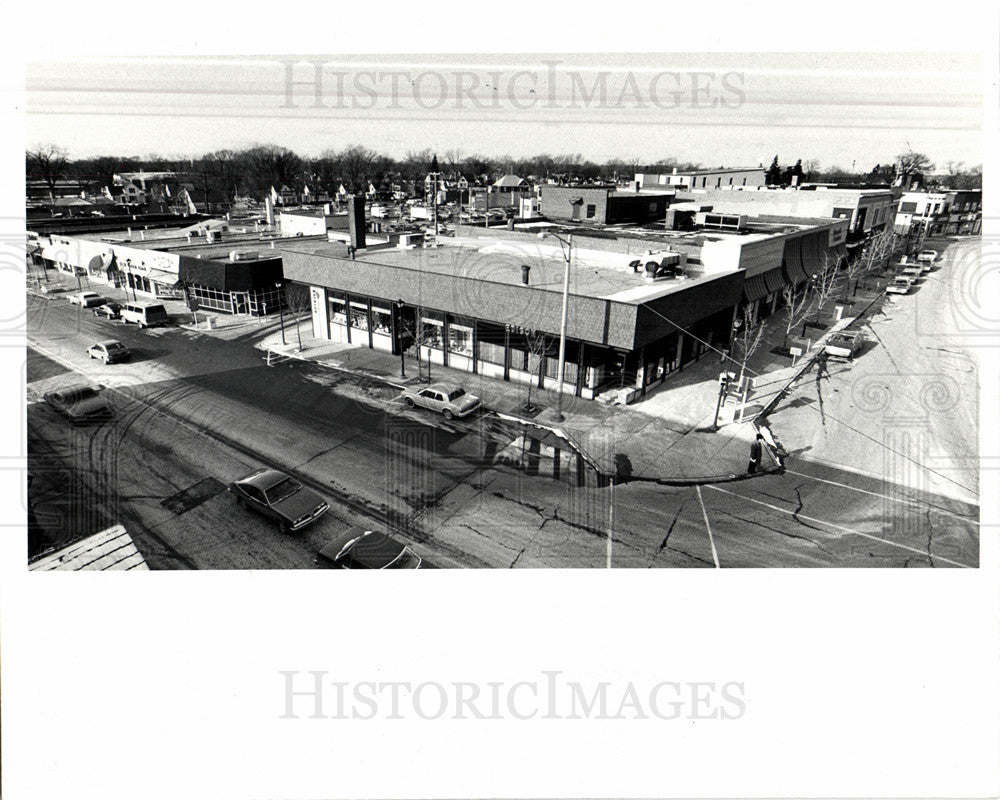 1983 Press Photo Plymouth Ann Arbor Main Street - Historic Images