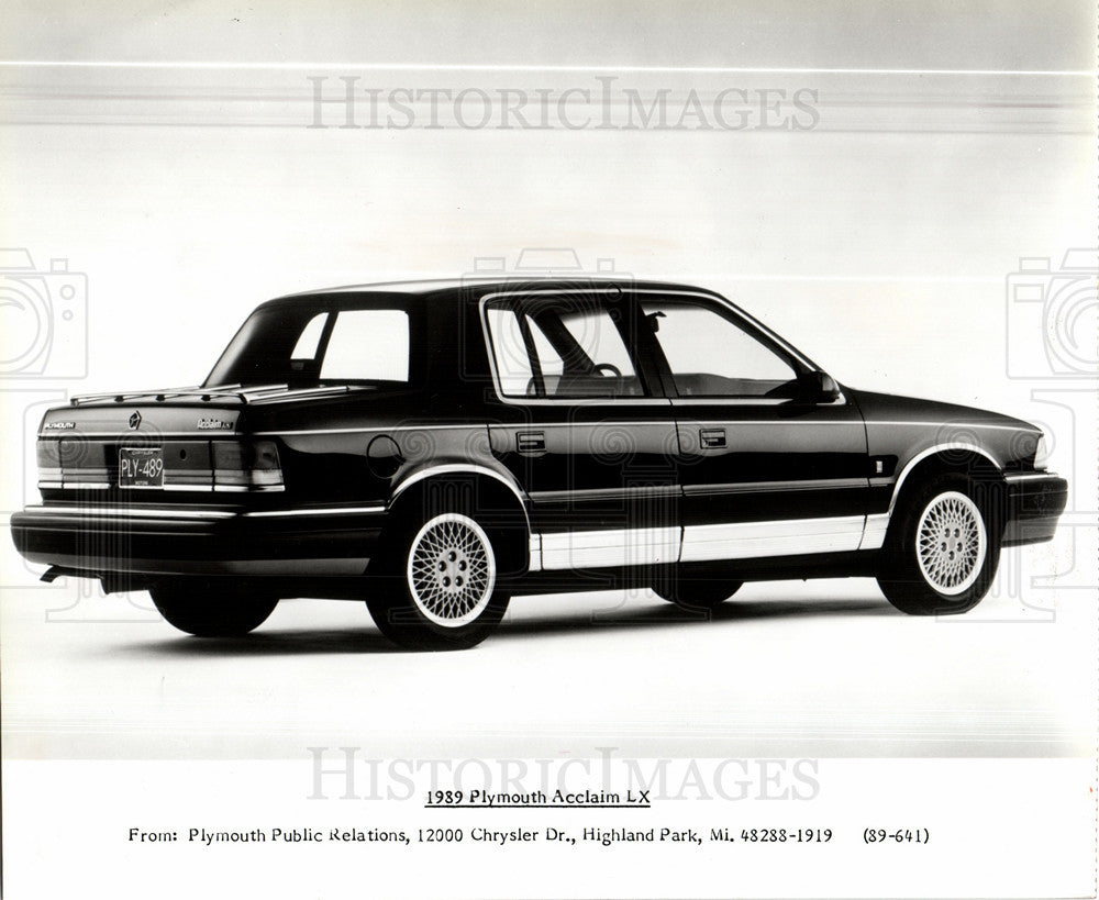 1988 Press Photo 1989 plymouth acclaim lx - Historic Images