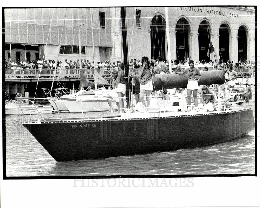 1986 Press Photo Port Huron Mackinac Boat Race Detroit - Historic Images