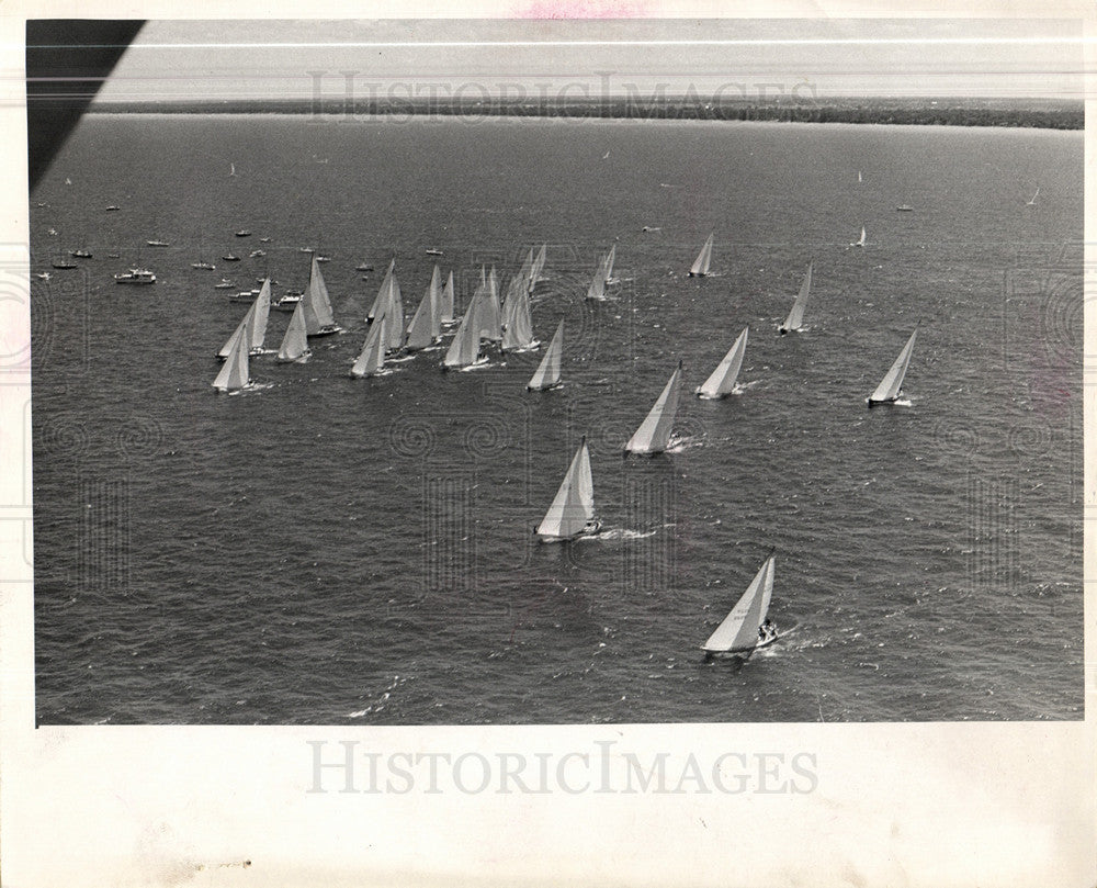 1984 Press Photo boat race sailboats crew port Huron - Historic Images