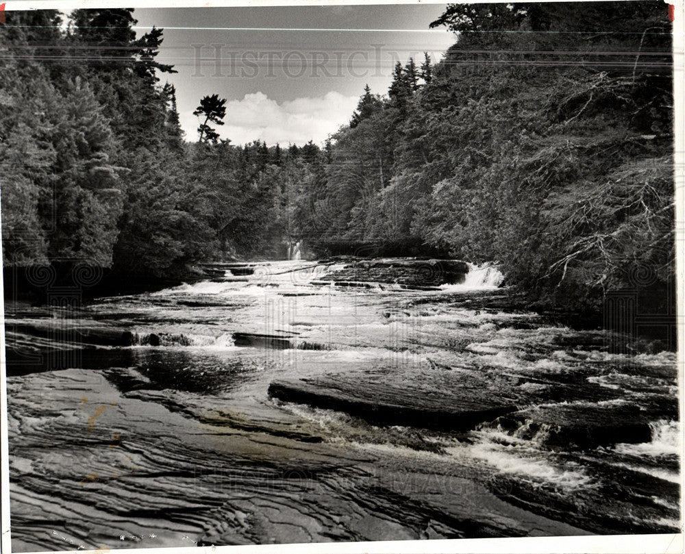 1941 Press Photo presque river porcupine state park - Historic Images