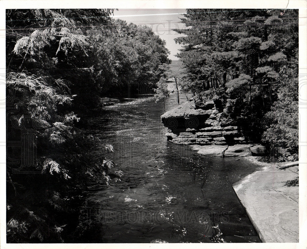 1972 Press Photo Presque Isle River Michigan - Historic Images