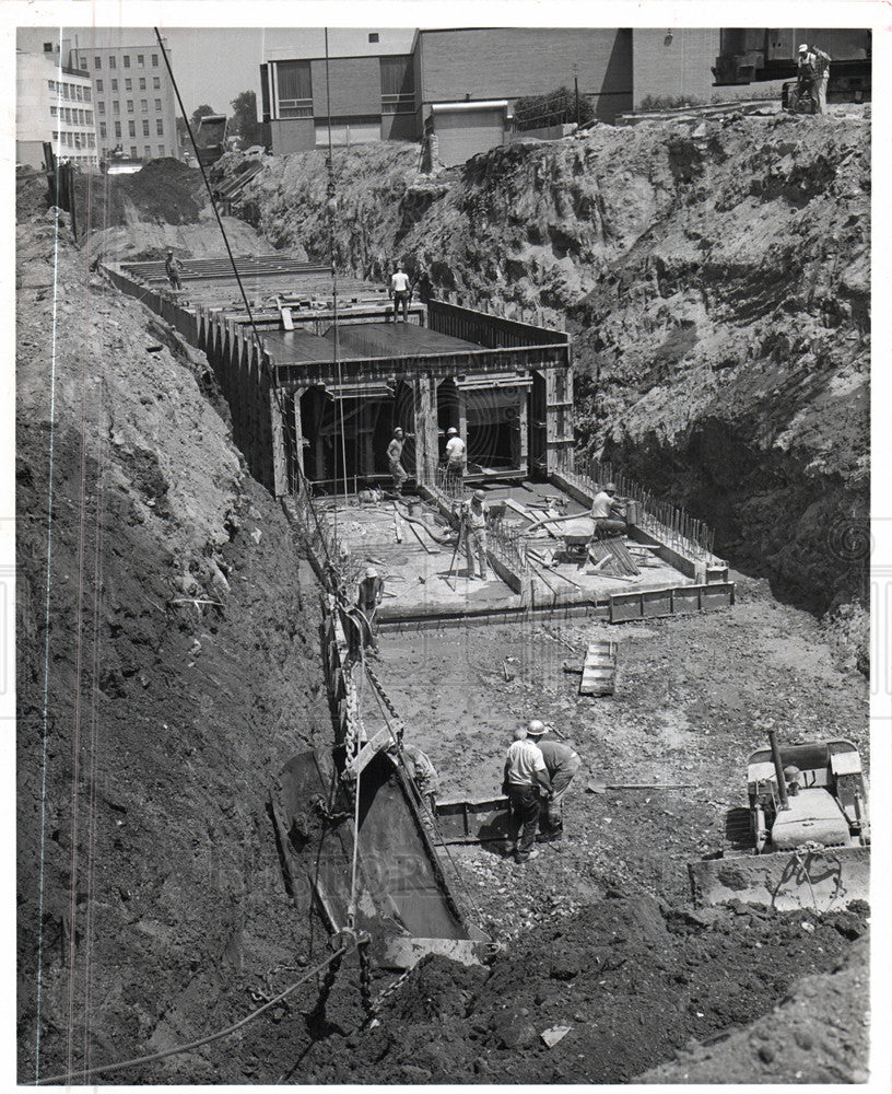 1964 Press Photo Clinton River Drains - Historic Images