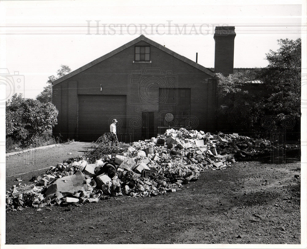 1946 Press Photo Pontiac - Historic Images