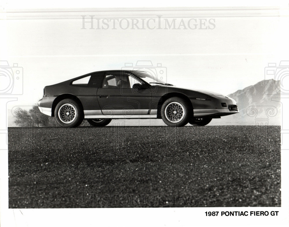 1986 Press Photo GM Pontiac Fiero GT Sports Car Auto - Historic Images