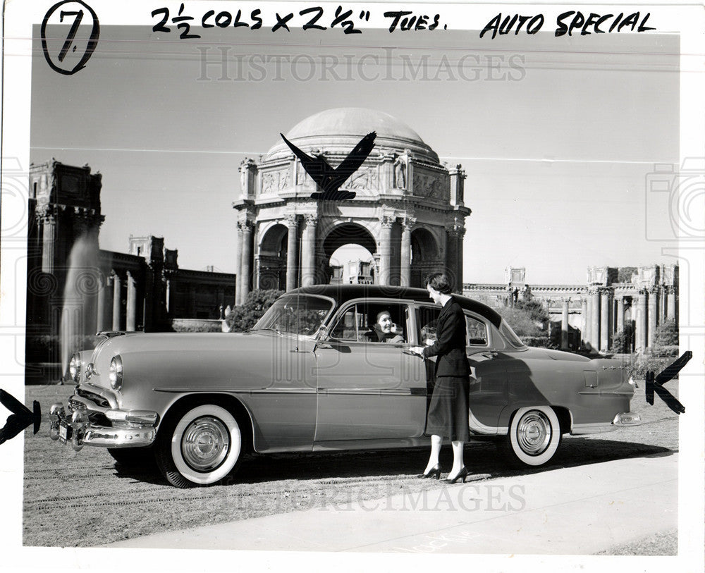 1954 Press Photo Pontiac - Historic Images