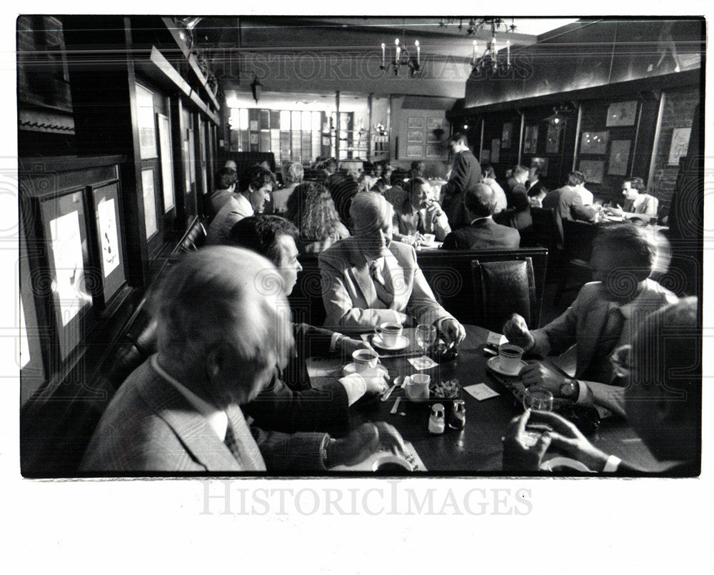 1992 Press Photo Wine Cellars - Historic Images