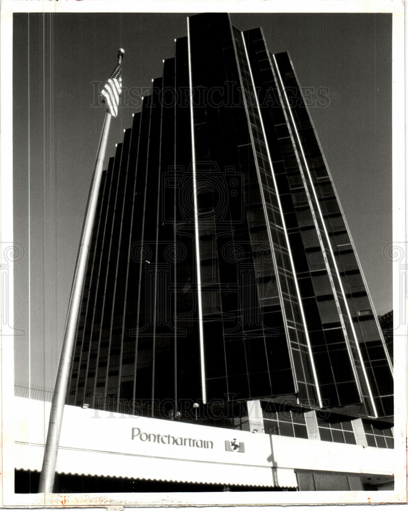 1990 Press Photo Pontchartrain Hotel - Historic Images