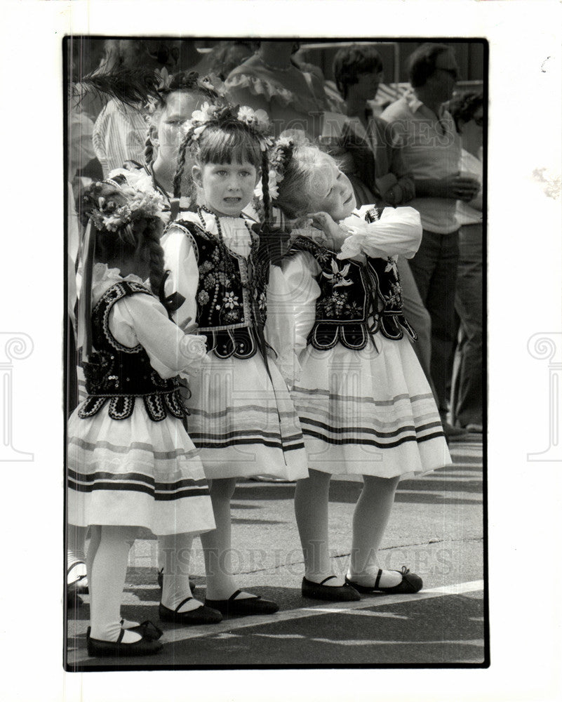 1985 Press Photo Young Polish - Historic Images