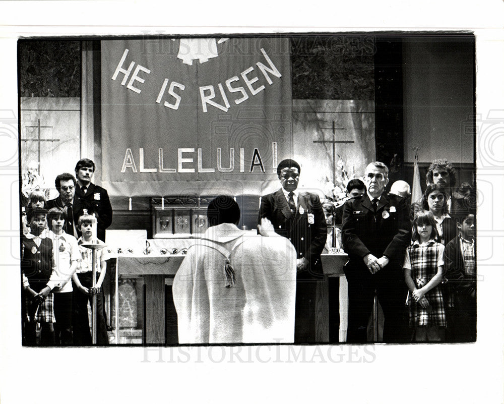 1980 Press Photo Police Week mass firemen Detroit - Historic Images