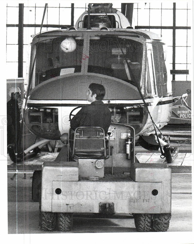 Press Photo police helicopter patrol - Historic Images