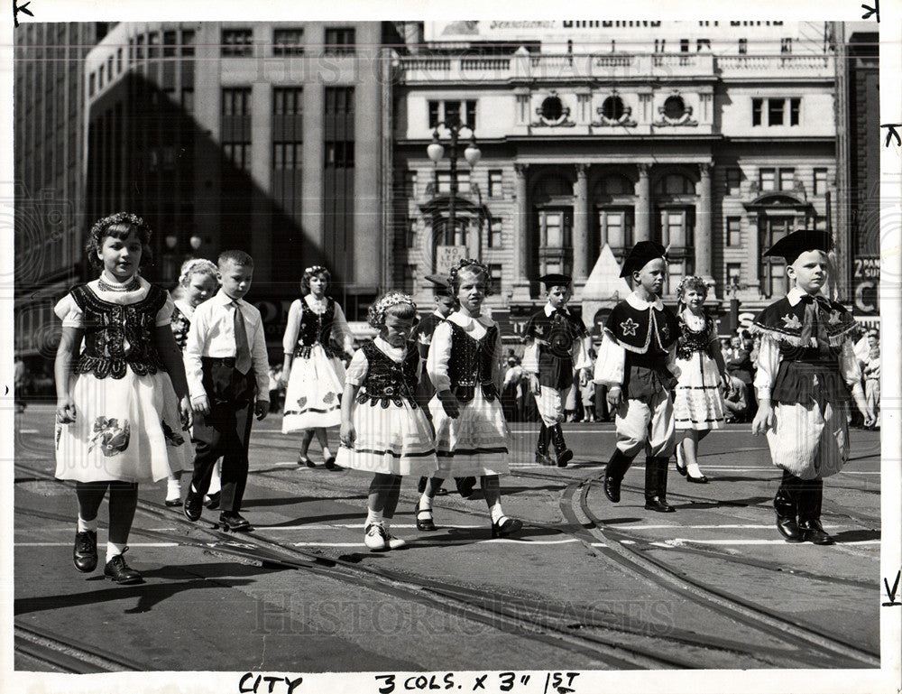 1956 Press Photo Pulaski Day Parade September - Historic Images