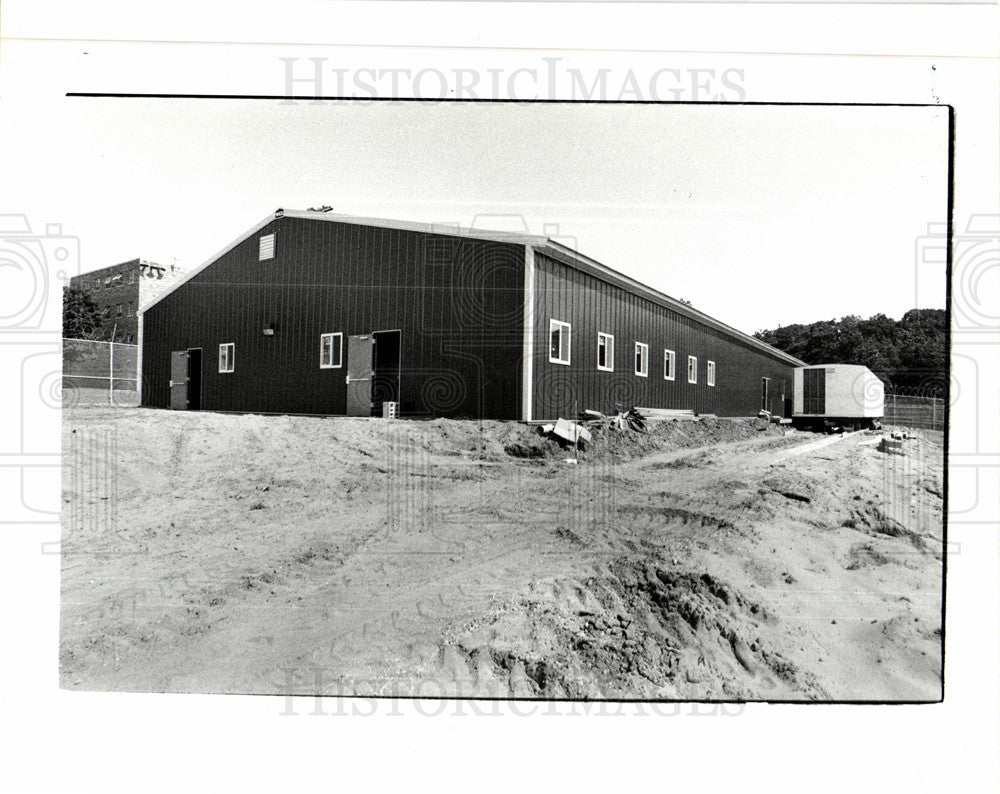 1985 Press Photo Prison, Michigan Dunes - Historic Images