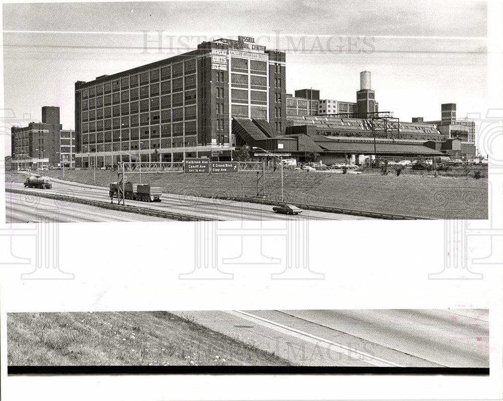 1977 Press Photo Russell Industrial Center recycled - Historic Images