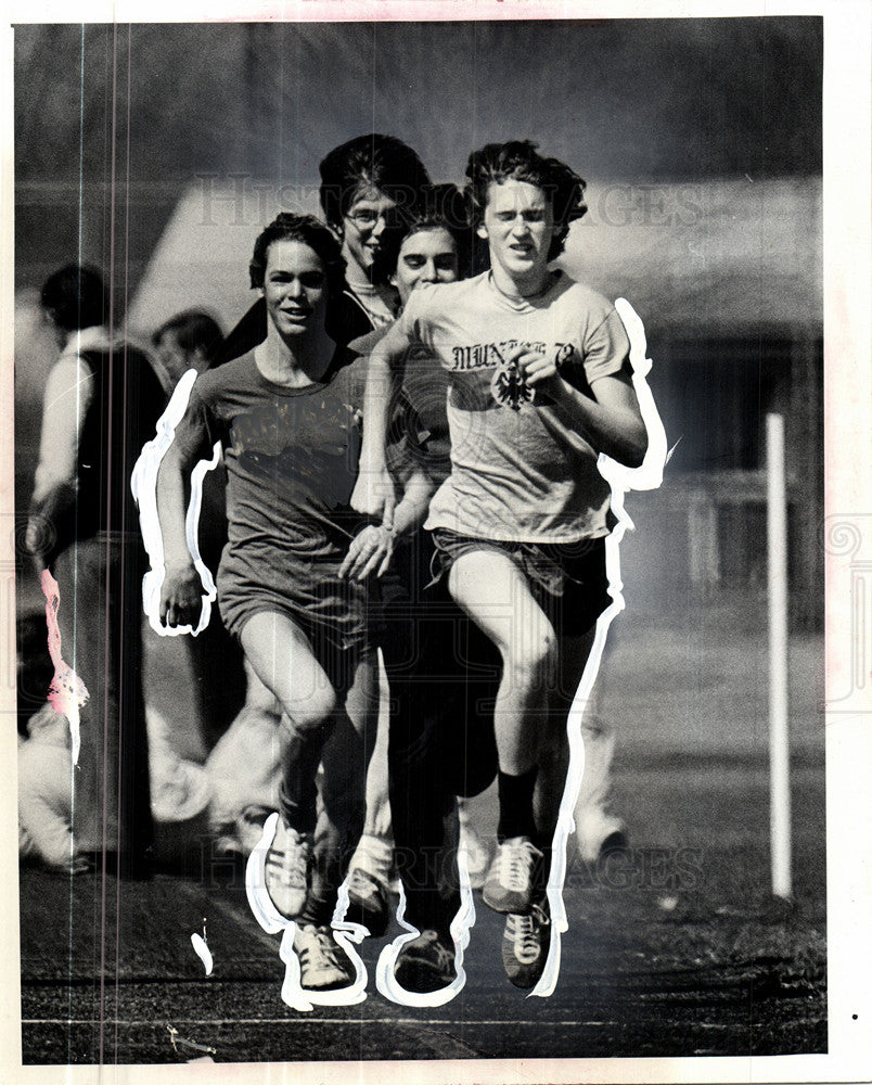 1974 Press Photo Mike McGuire Farmington race behind - Historic Images