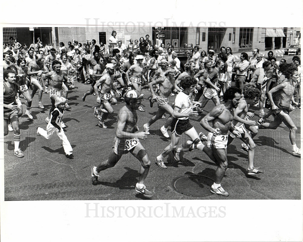 1978 Press Photo Annual Run - Historic Images