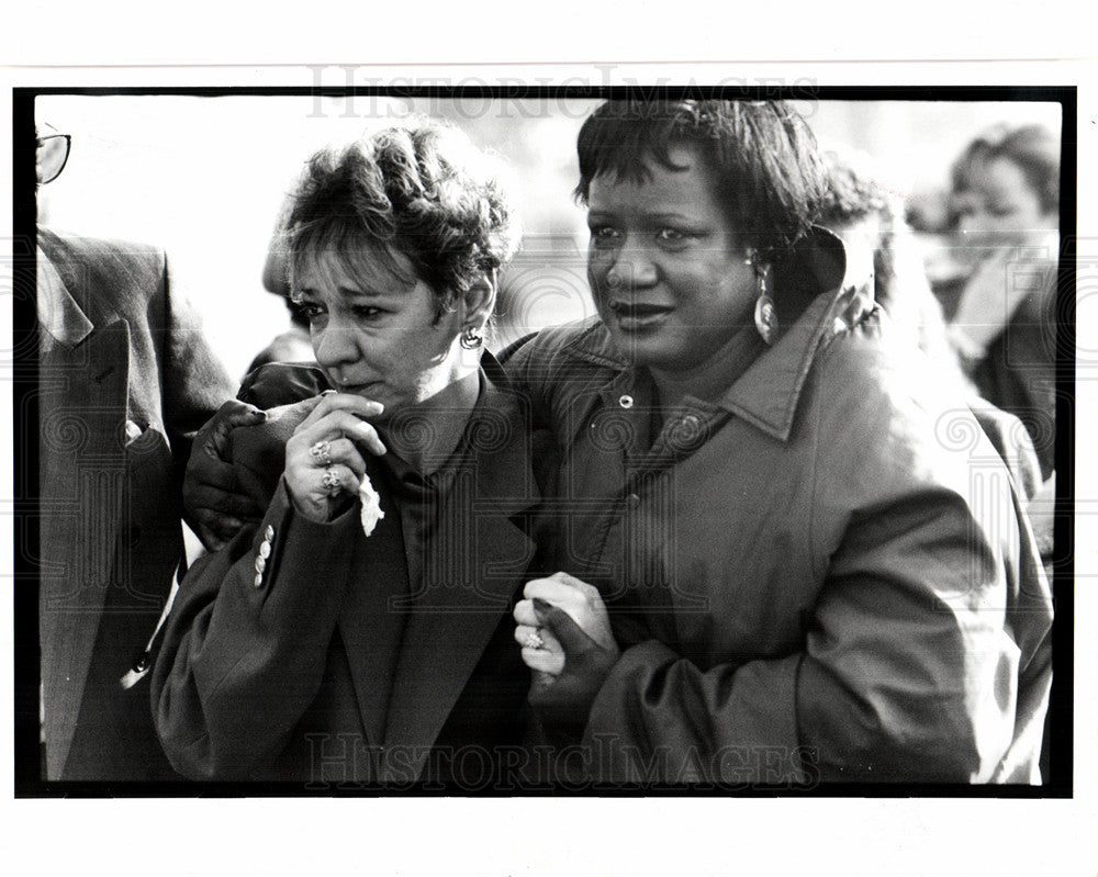 1991 Press Photo Post Office Shooting - Historic Images