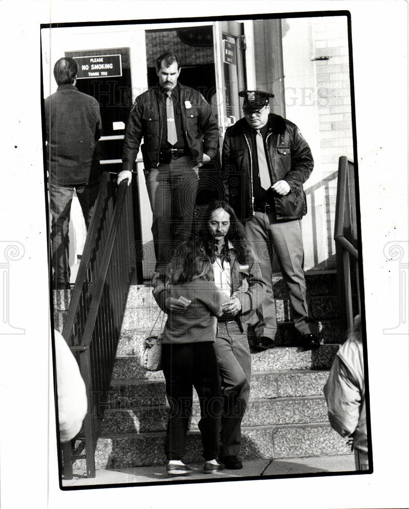 1991 Press Photo Royal Oak&#39;s post office shooting - Historic Images