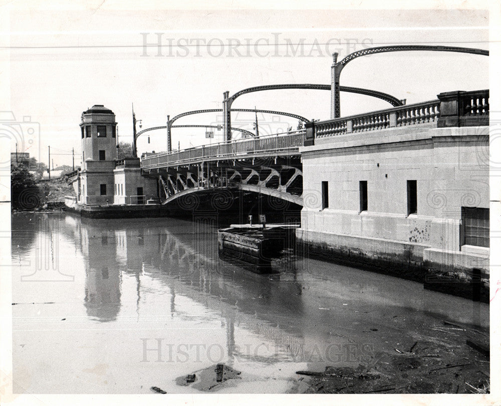 1962 Press Photo Rouge River Bridge West Jefferson Ave - Historic Images