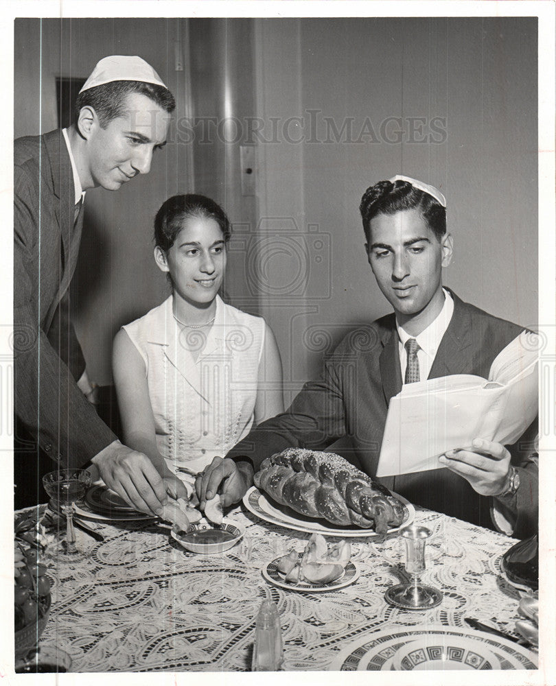 1961 Press Photo Rosh Hasana, Jewish new year - Historic Images