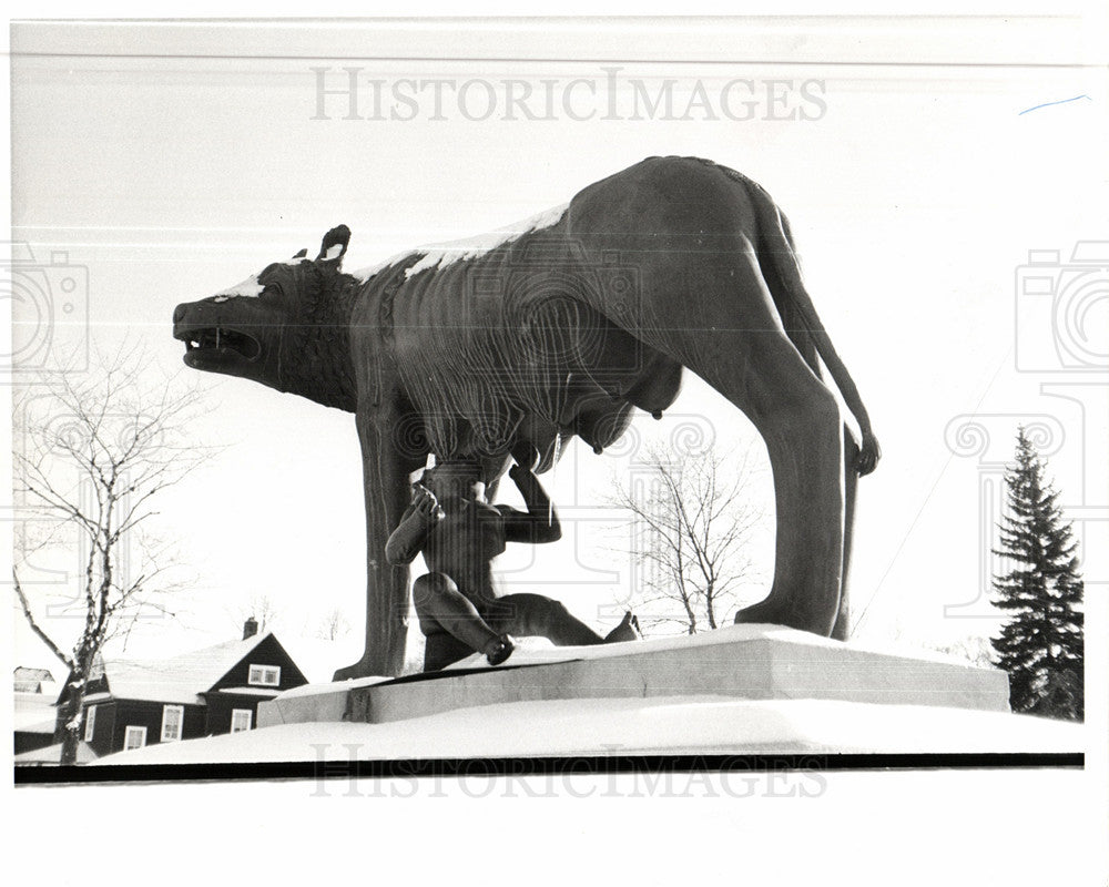 Press Photo Romulus Mich - Historic Images