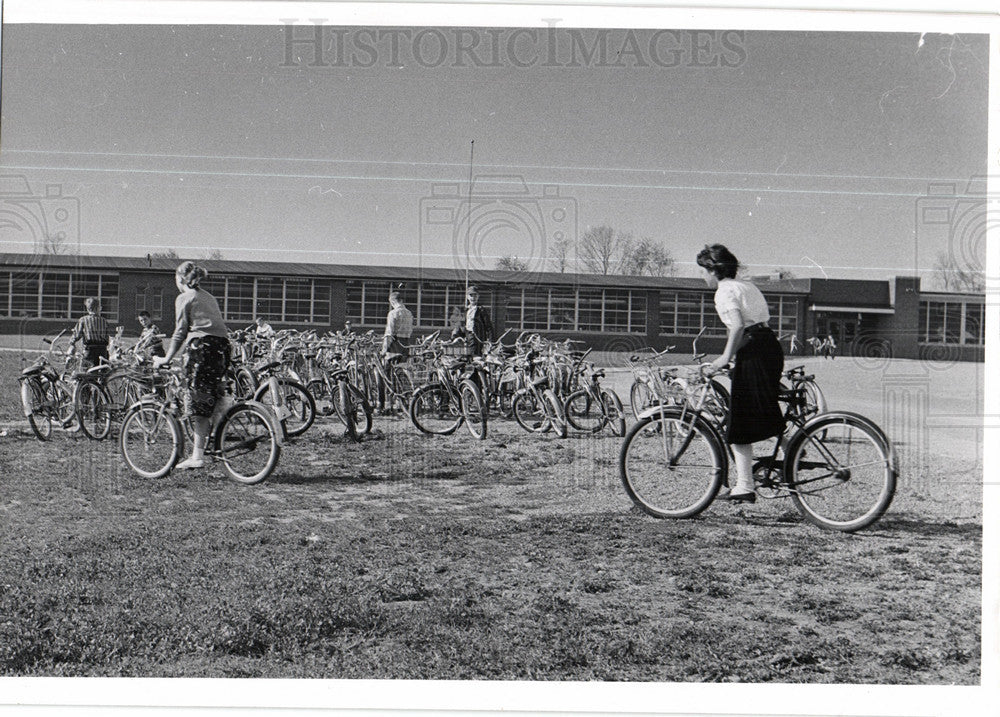 1957 Press Photo Romeo South Grade School Michigan - Historic Images