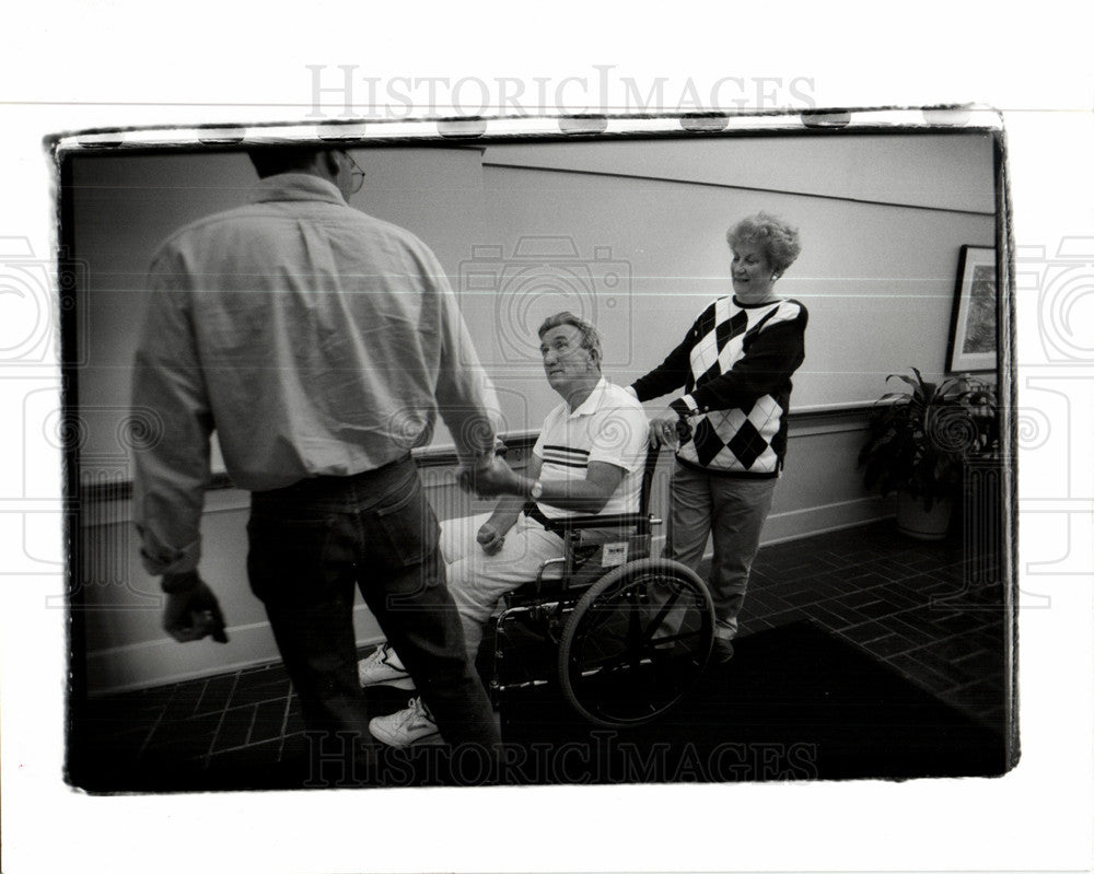 1992 Press Photo Geri Jack nursing home stroke promise - Historic Images