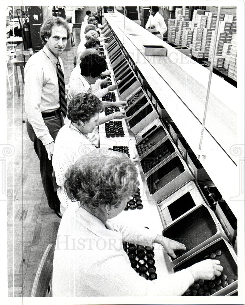 1979 Press Photo Sanders Confectionery food Detroit - Historic Images