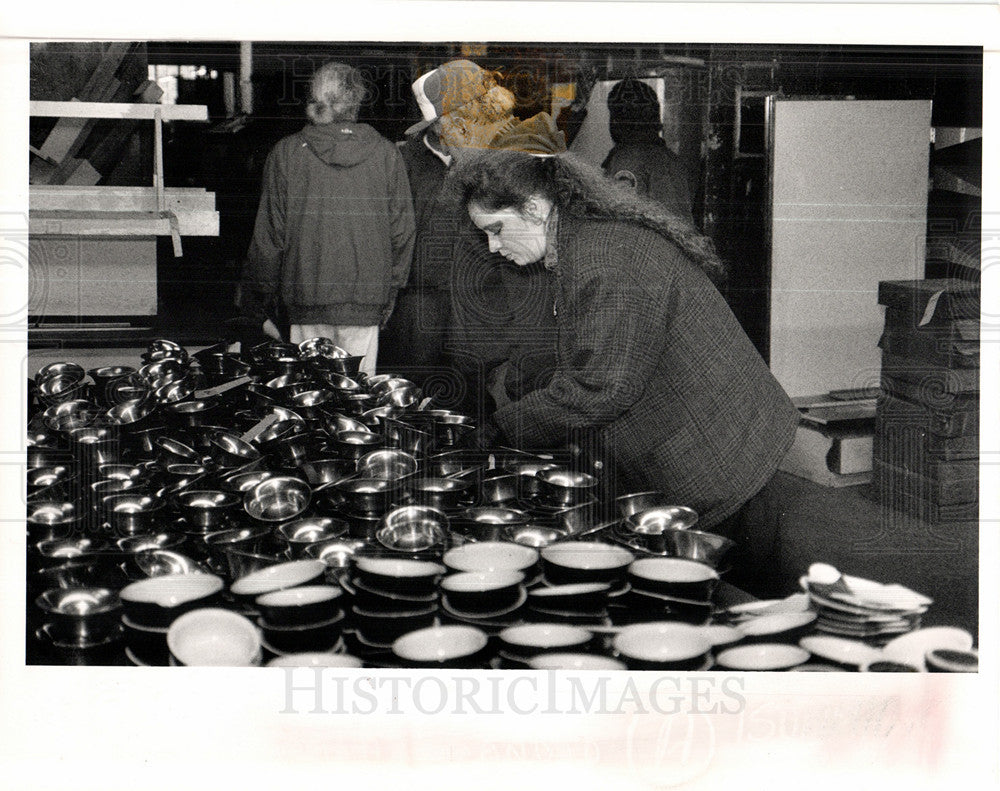 1990 Press Photo debra stoykovich auction highland park - Historic Images