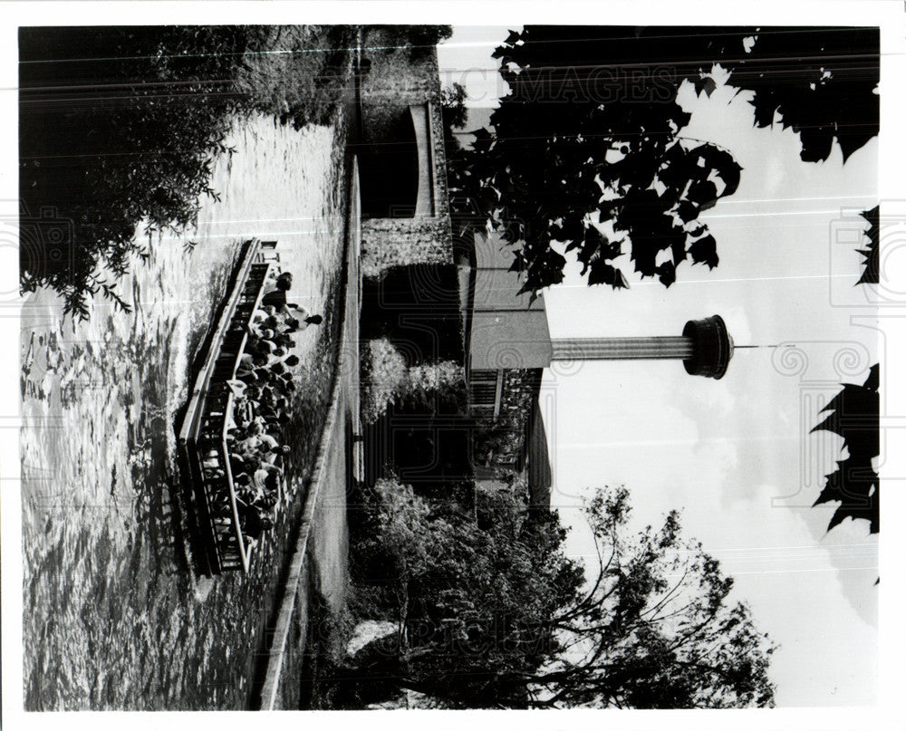 Press Photo San Antonio Convention Center river - Historic Images